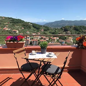 La Casa Nei Carobi , Arcola Italia